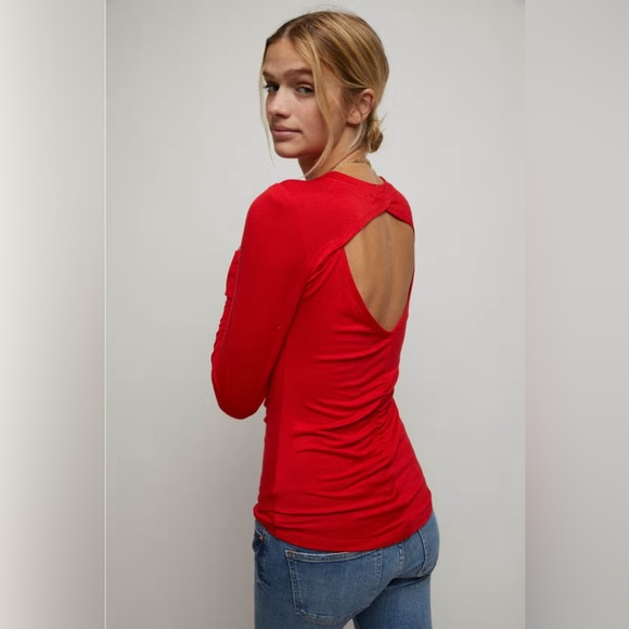 Red Long Sleeve Cinched Open Back Top - Picture 3 of 6